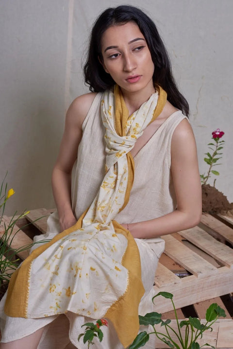 Daisy Scarf